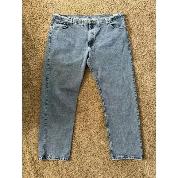 WRANGLER Men’s Straight Regular Relaxed Fit Cotton Denim Jeans 46x30 Casual Work - Picture 6 of 9